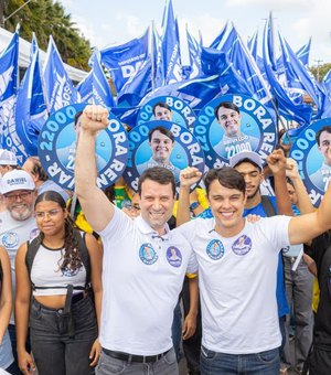 Daniel Barbosa reforça presença política em Maceió com adesivaço no Benedito Bentes