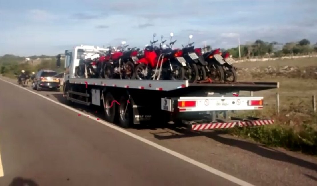 Operação apreende cerca de 50 motocicletas na BR-316
