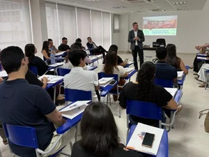 TCE de Portas Abertas aproxima estudantes da rotina do Tribunal de Contas