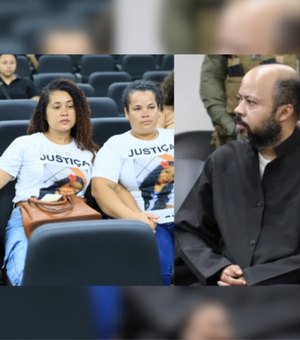'Só vi os pezinhos da minha filha': mãe de adolescente morta desabafa no 3º júri de serial killer