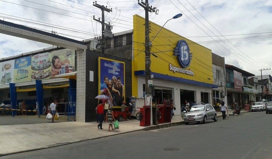 Supermercado deve pagar  indenização de R$ 10 mil a estudante