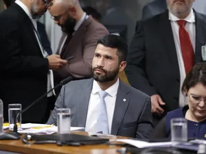 Fabio Costa critica decisão do STF e cobra avanço nas investigações da CPMI do INSS