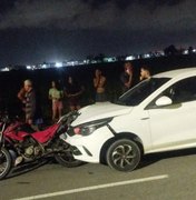 [Vídeo] Motociclista fica ferido após colisão com carro no Benedito Bentes, em Maceió