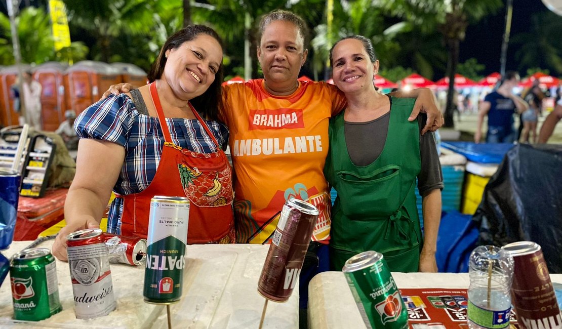 Na mistura de música eletrônica com piseiro, quem ganha é o setor de serviços no São João de Maceió