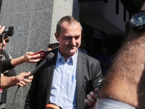 Joesley e Saud pedem para ser ouvidos e deixam passaportes à disposição