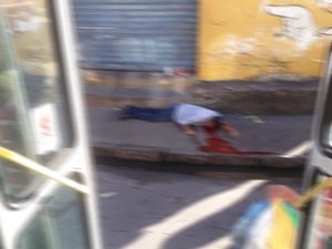 Briga por ponto de táxi acaba em assassinato no Mercado da Produção