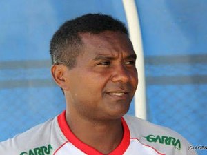 Coruripe demite Joécio Barbosa e contrata treinador oriundo da Bahia