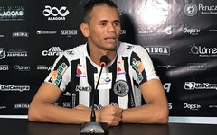 Tiago Souza tem interesse em permanecer no ASA