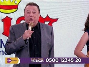 Ao lado de Maisa, Raul Gil elogia Bolsonaro durante o Teleton