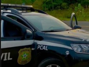 Polícia Civil cumpre mandados contra suspeito de homicídio em Santana do Ipanema