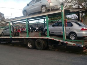 Operação de trânsito autua 21 condutores e apreende 10 veículos irregulares