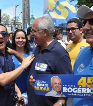 Caminhada na Vila São José intensifica campanha de Rogério Teófilo em Arapiraca