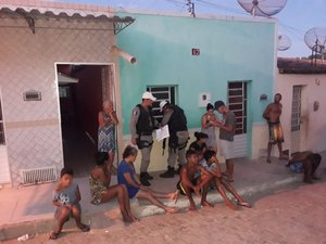 Operação prende dois e apreende drogas em Santana do Ipanema