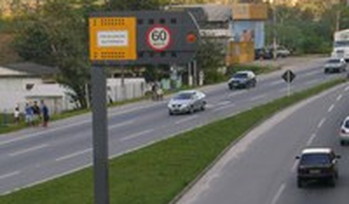Lombadas eletrônicas são religadas em rodovias estaduais de AL