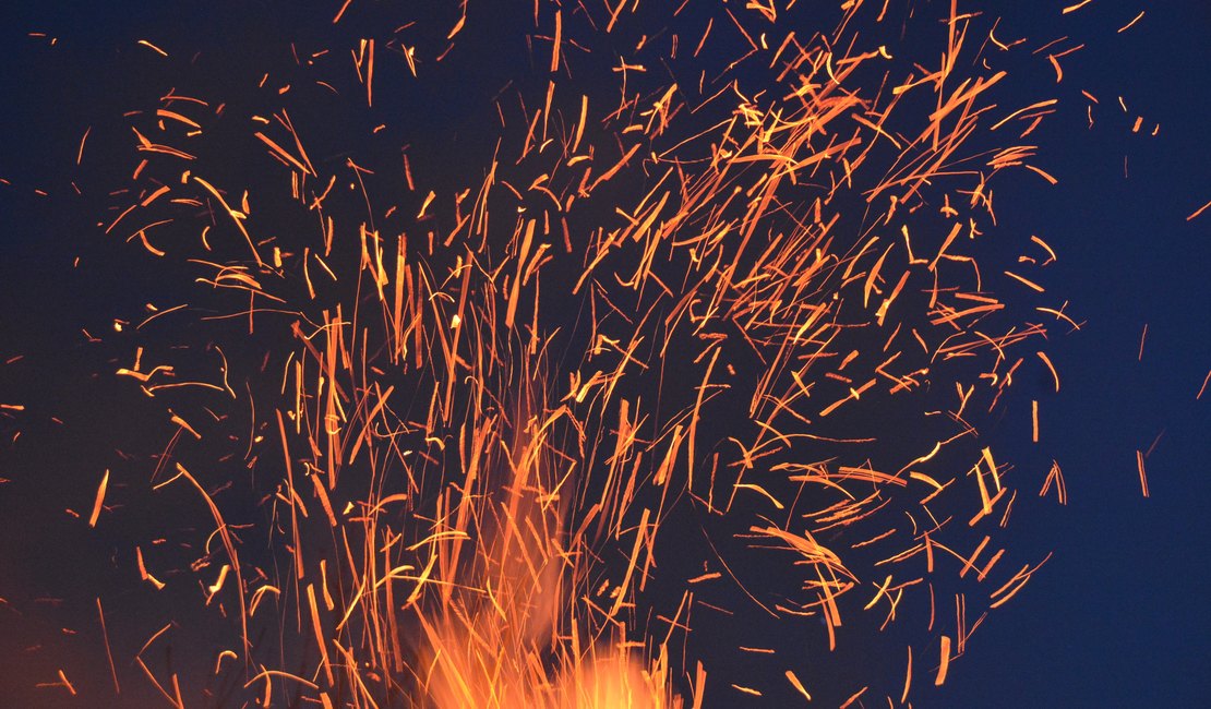 Inicia cadastro para a venda de fogos de artifício no período junino na capital