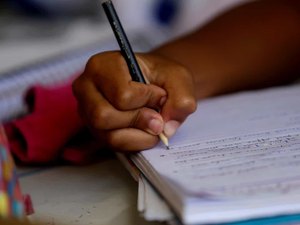 Justiça suspende retorno de aulas presenciais em escolas do Rio