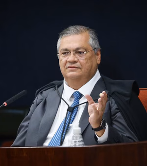 Dino pede que PF adote medidas e identifique autores de ameaças contra ele