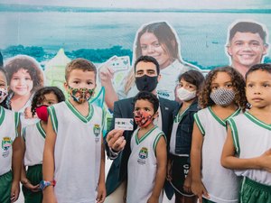 JHC anuncia início do pagamento do Bolsa Escola Municipal de férias