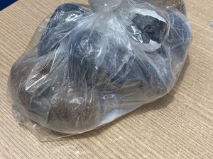 Três reeducandos são autuados em flagrante por tráfico de drogas em presídio