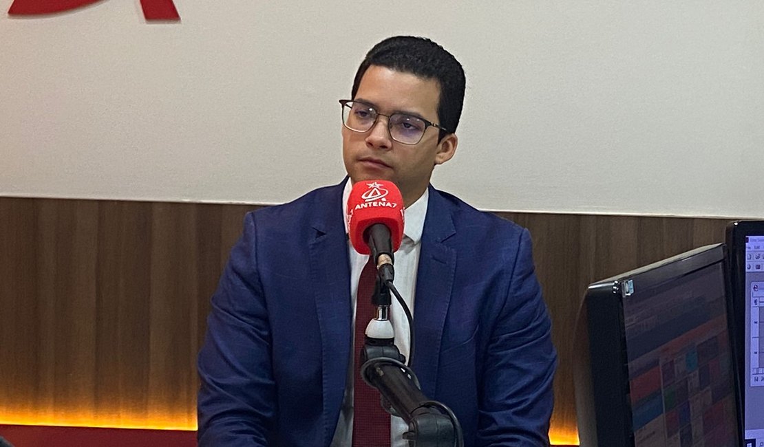 Advogado Ronald Pinheiro discute golpes digitais no Antena Manhã desta sexta-feira (15)