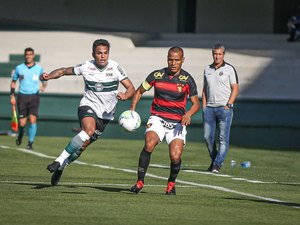 Coritiba marca de pênalti no final e empurra o Sport para a lanterna