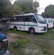 Veículo da Guarda Municipal de Maceió é abandonado em oficina mecânica