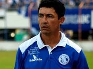 Diretoria do Itabaiana confirma Betinho como treinador do clube na Série D