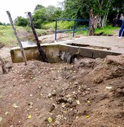 Prefeita Tia Júlia e equipe visitam pontos críticos afetados pelas chuvas em Palmeira dos Índios