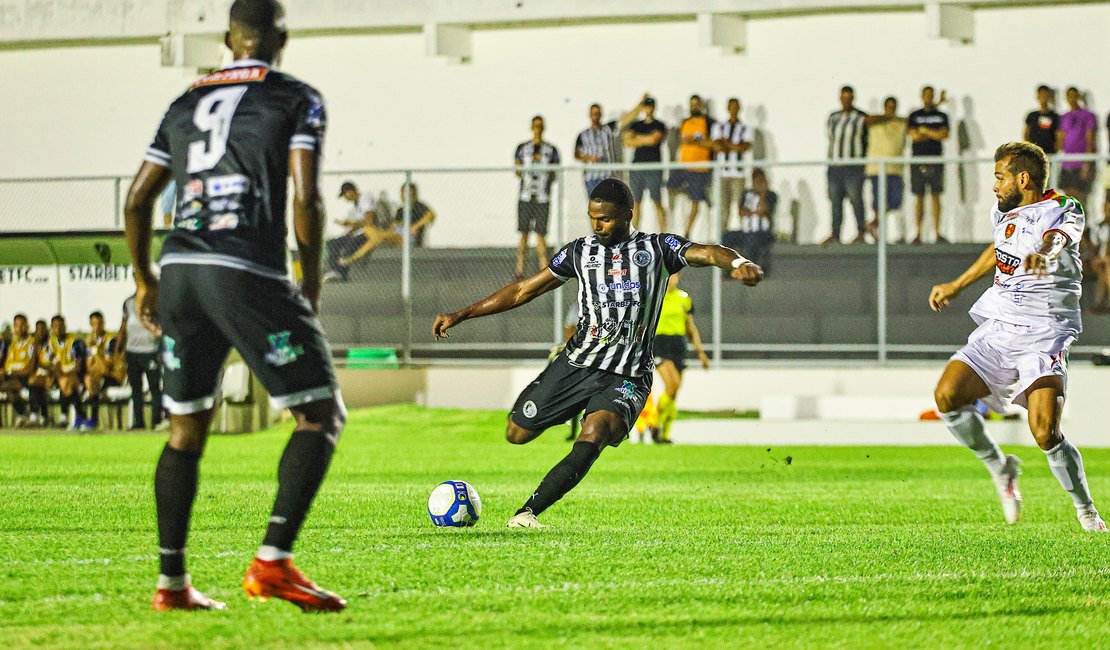 ASA vence o Petrolina e mantém liderança do grupo