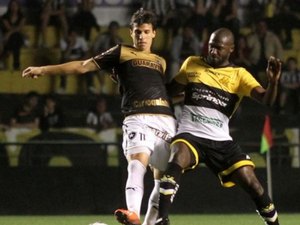 Botafogo empata com o Criciúma e deixa a zona de rebaixamento