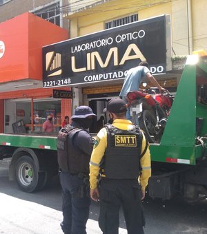 Agentes da SMTT recuperam moto com queixa de roubo