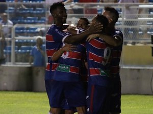 Fortaleza 3 x 0 ASA - Leão faz a festa da torcida tricolor e assume a liderança