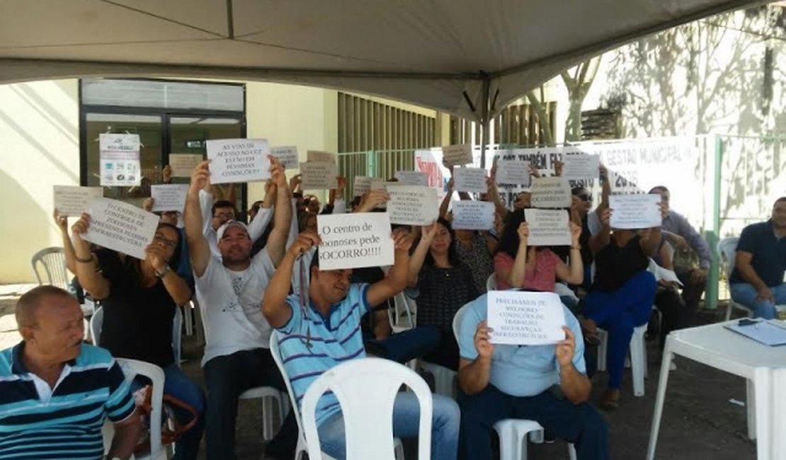 Funcionários do Centro de Zoonoses protestam por melhores condições de trabalho