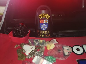 Homem é preso com maconha, cocaína e crack dentro de BMW, em Maceió