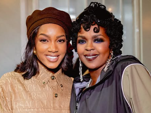Iza posa com Lauryn Hill e se declara: 'Boba até agora'