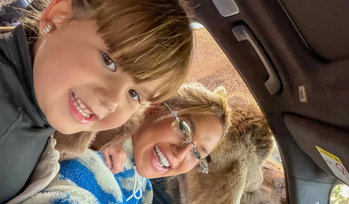 Reação de Maria Alice durante turbulência em voo chama a atenção