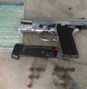 Jovem é preso com pistola de uso restrito e diversas munições em Maceió