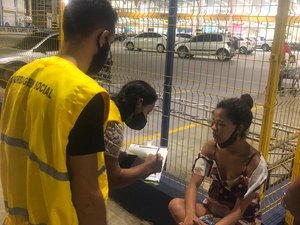 Conselho Tutelar e Creas realizam ação de conscientização sobre o trabalho infantil em supermercados