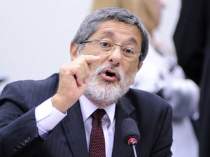 Guerra expõe risco energético do Brasil, diz ex-chefe da Petrobras
