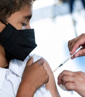 Alagoas recebe 20.800 doses da vacina Pfizer Pediátrica
