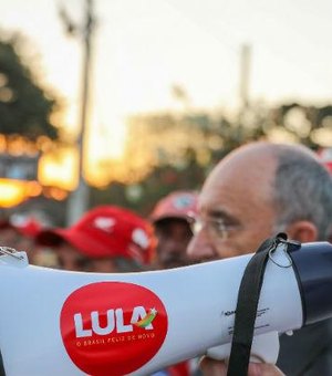 Apoiadores de Lula iniciarão greve de fome, diz líder do MST