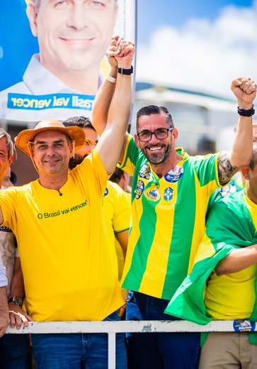 Leonardo Dias organiza mega motocarreata em apoio a Flávio Bolsonaro