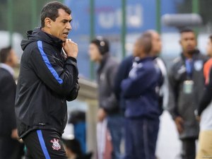 Carille não resiste à pressão e é demitido do Corinthians