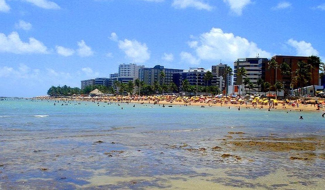 Tentativa de salvamento termina em morte por afogamento na praia de Ponta Verde 