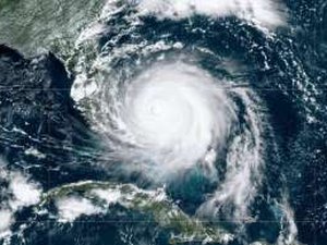 Furacão Dorian deixa cinco mortos nas Bahamas