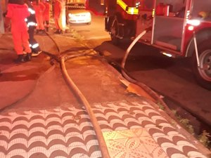 Incêndio em apartamento mobiliza Corpo de Bombeiros no Stella Maris