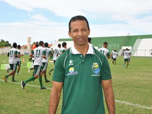 Diante do ASA, Sérgio Araújo vai estrear no comando do Coruripe no próximo domingo