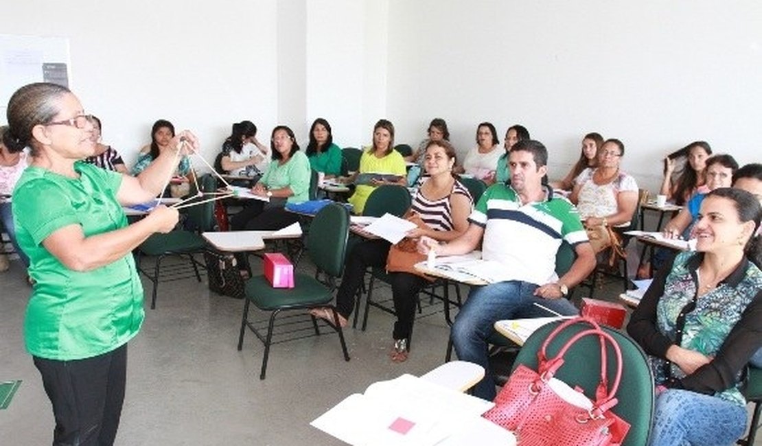 Professores participam  de formação do Pacto pela Alfabetização