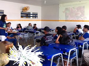 Docentes e graduandos do Campus III da Uneal realizam ação em escolas municipais de Arapiraca