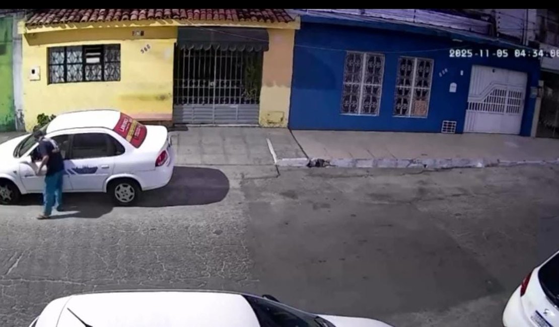 [Vídeo] Câmera flagra homem quebrando vidro de táxi no bairro Prado